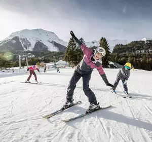 Skifahren auf der Übungswiese in Hoch-Imst
